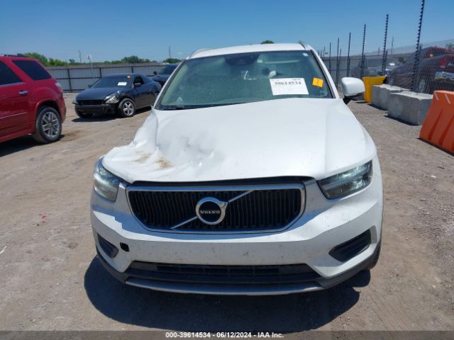 YV4AC2HKXN2706186 Volvo Xc40 T4 Momentum