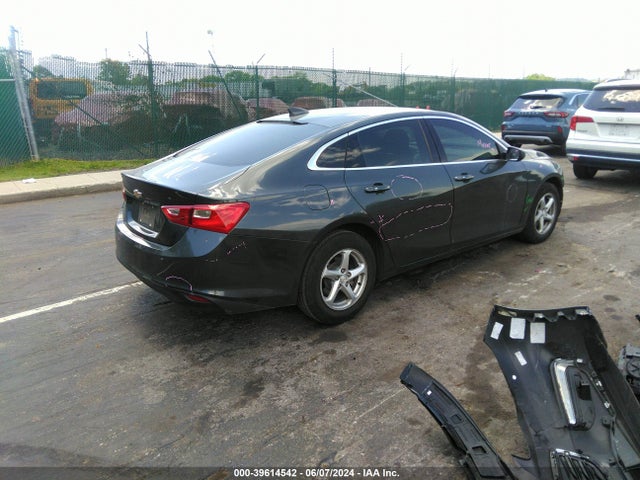 Chevrolet Malibu 1fl 2017 1G1ZC5ST7HF106966 Image 4
