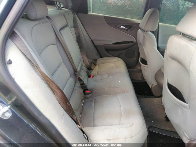 Chevrolet Malibu 1fl 2017 1G1ZC5ST7HF106966 Image 8