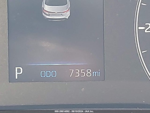 Toyota Corolla Hybrid Le 2024 JTDBCMFE0R3046529 Image 16
