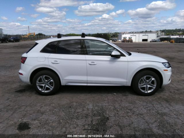 WA1ANAFY3J2211914 Audi Q5 2.0t Premium/2.0t Tech Premium