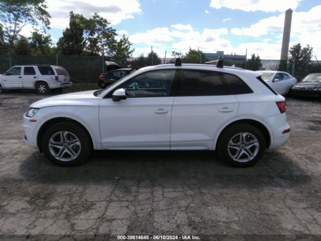 WA1ANAFY3J2211914 Audi Q5 2.0t Premium/2.0t Tech Premium