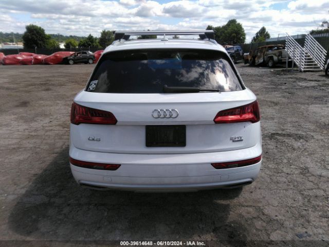 WA1ANAFY3J2211914 Audi Q5 2.0t Premium/2.0t Tech Premium