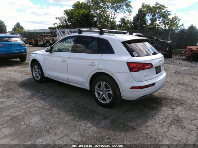 WA1ANAFY3J2211914 Audi Q5 2.0t Premium/2.0t Tech Premium