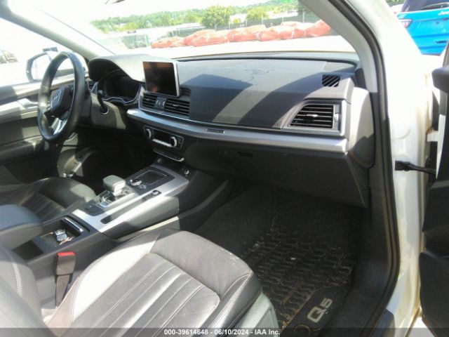 WA1ANAFY3J2211914 Audi Q5 2.0t Premium/2.0t Tech Premium
