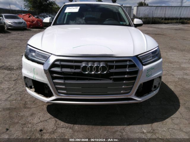 WA1ANAFY3J2211914 Audi Q5 2.0t Premium/2.0t Tech Premium