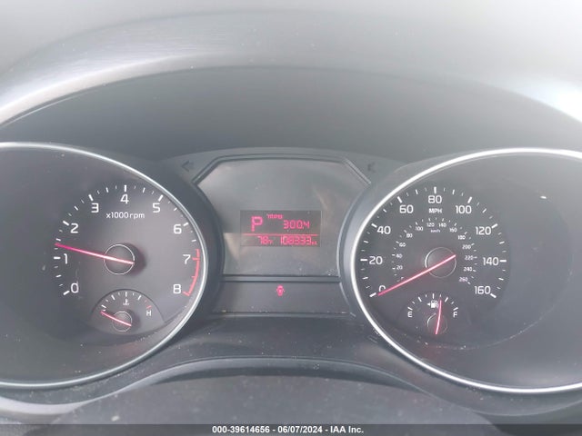 KIA SEDONA LX 2015 KNDMB5C18F6028566 Image 7