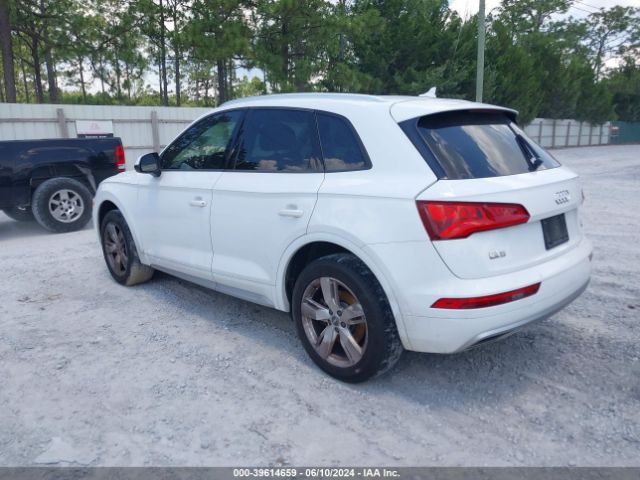 WA1ANAFY1J2018614 Audi Q5 2.0t Premium/2.0t Tech Premium
