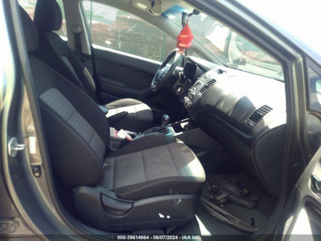 KNAFK5A83G5644043 KIA FORTE LX