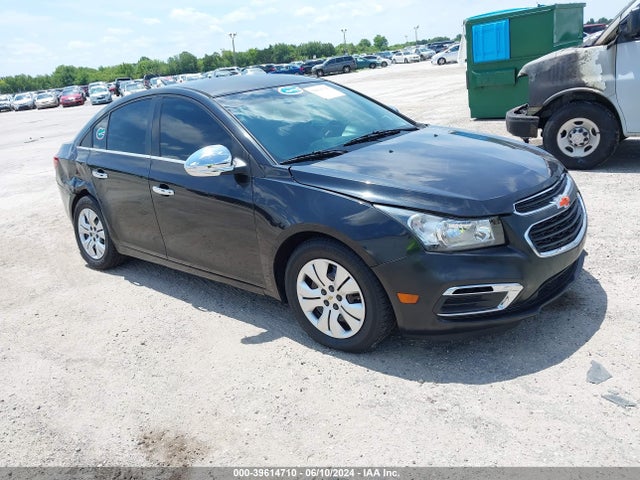 2015 1G1PA5SH8F7136204 main image