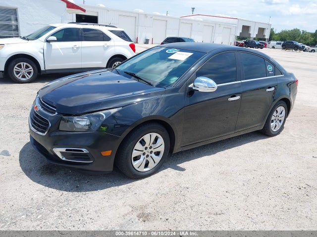 Chevrolet Cruze Ls Auto 2015 1G1PA5SH8F7136204 Image 2