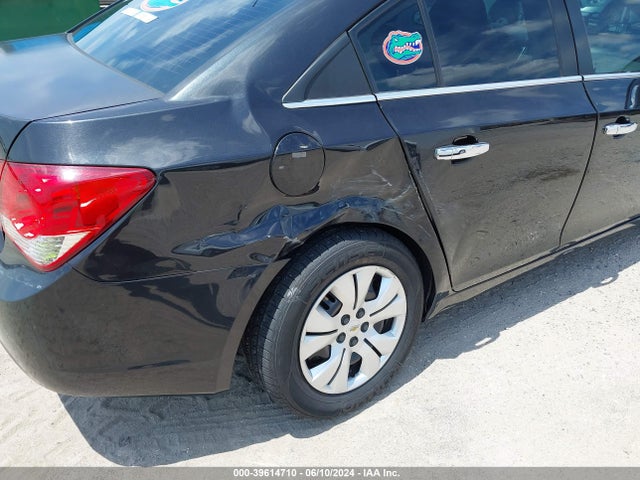 Chevrolet Cruze Ls Auto 2015 1G1PA5SH8F7136204 Image 6