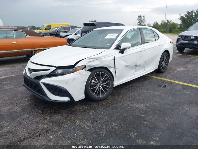 Toyota CAMRY SE 2023 4T1G11AKXPU760503 Image 2