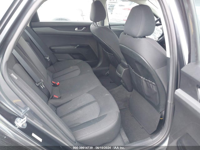 KIA K5 LXS 2023 5XXG14J29PG190246 Image 8
