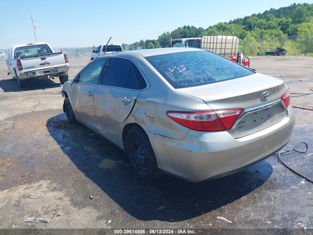 Toyota CAMRY LE 2016 4T4BF1FK3GR559486 Image 3