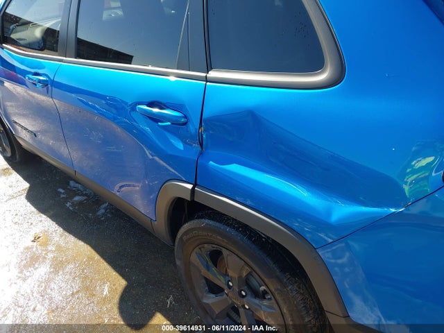 1C4PJMLB5MD139586 Jeep Cherokee Altitude 4x4