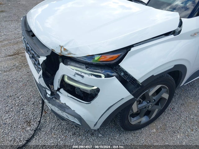 Hyundai Venue Limited 2022 KMHRC8A37NU189344 Image 18