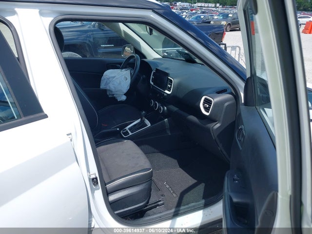 Hyundai Venue Limited 2022 KMHRC8A37NU189344 Image 5