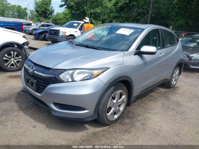3CZRU6H32JM725704 Honda HR-V LX