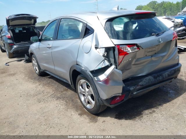3CZRU6H32JM725704 Honda HR-V LX