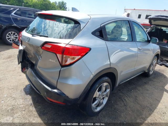 3CZRU6H32JM725704 Honda HR-V LX