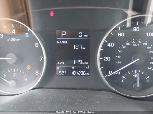 5NPD84LF2HH029578 Hyundai ELANTRA SE
