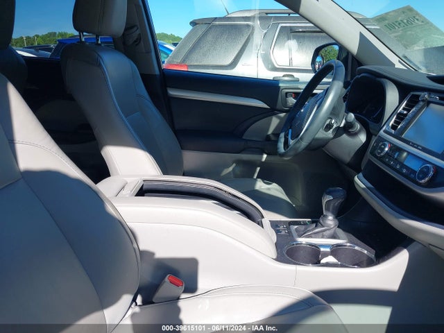 Toyota Highlander Xle V6 2016 5TDKKRFH9GS136266 Image 5
