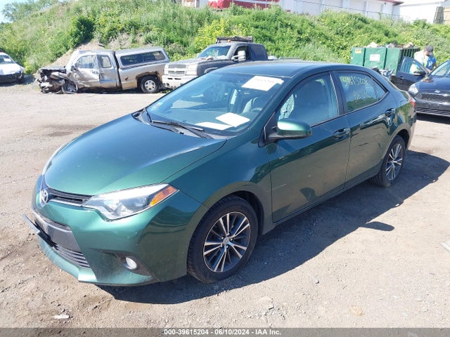 Toyota Corolla Le Plus 2016 2T1BURHE1GC573300 Image 2
