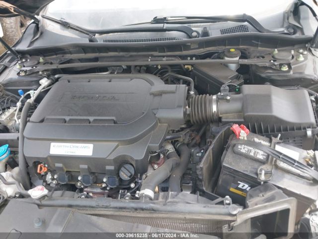 1HGCR3F92GA023683 Honda Accord Touring