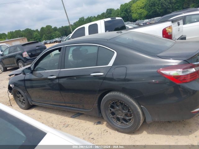 1HGCR3F92GA023683 Honda Accord Touring