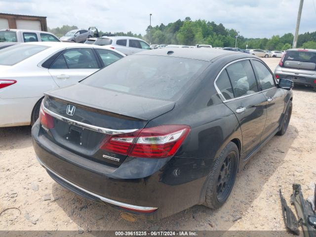 1HGCR3F92GA023683 Honda Accord Touring