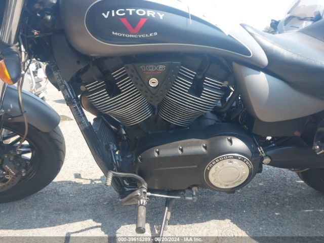 2015 VICTORY MOTORCYCLES GUNNER 5VPLB36N6F3044346 Photo 8