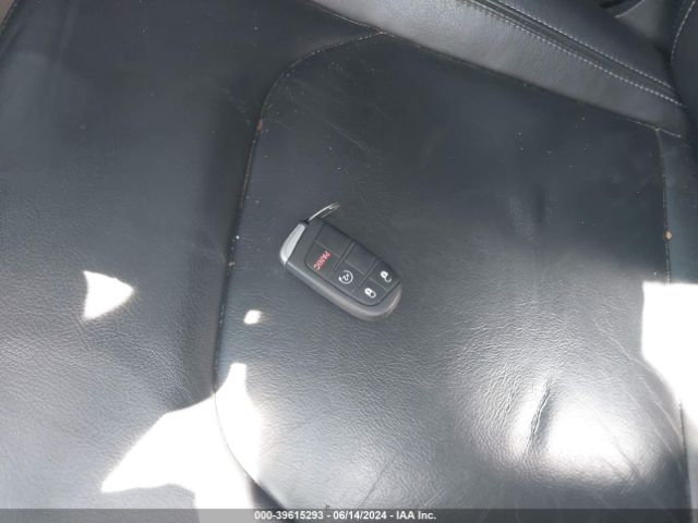 ZACNJAB11KPK16738 Jeep Renegade Limited Fwd