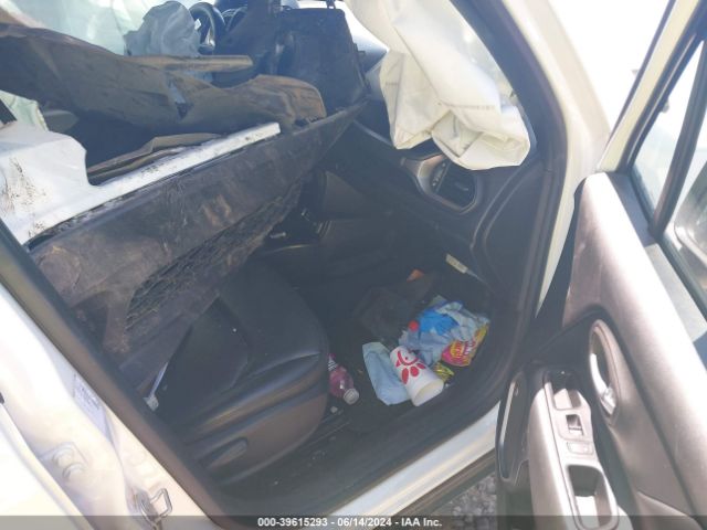 ZACNJAB11KPK16738 Jeep Renegade Limited Fwd