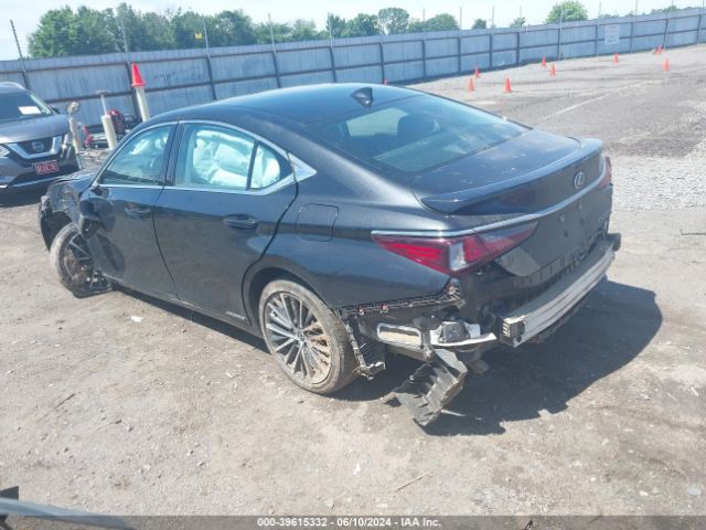 58ADA1C14NU021981 Lexus ES 300H
