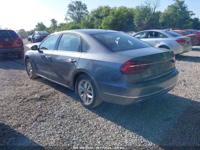 1VWAA7A36JC050093 Volkswagen Passat 2.0t R-line/2.0t S