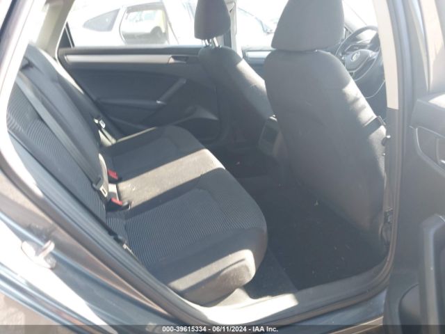 1VWAA7A36JC050093 Volkswagen Passat 2.0t R-line/2.0t S