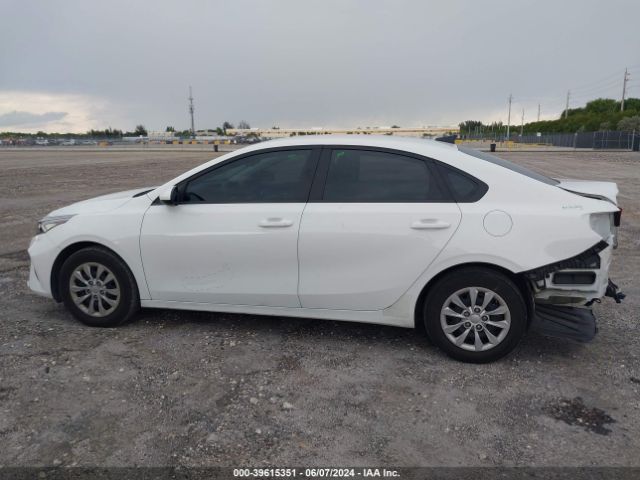 3KPF24AD0PE508404 KIA FORTE LX
