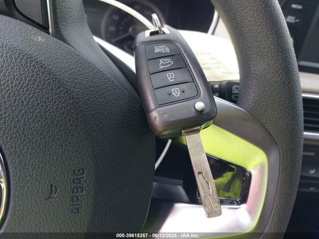Hyundai Santa Fe Se 2019 5NMS23AD4KH043619 Image 11