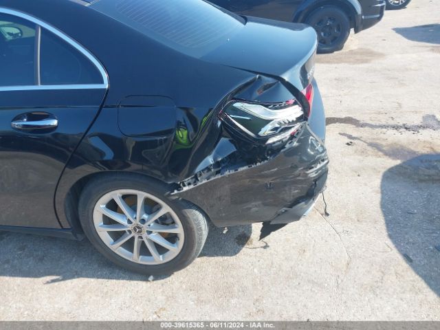 W1K3G4EB3MJ283154 Mercedes-Benz A 220