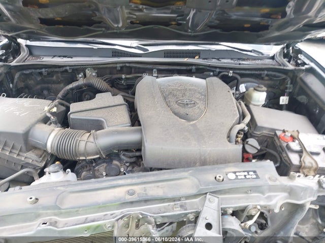 Toyota Tacoma Sr5 V6 2018 3TMAZ5CN5JM056948 Image 10
