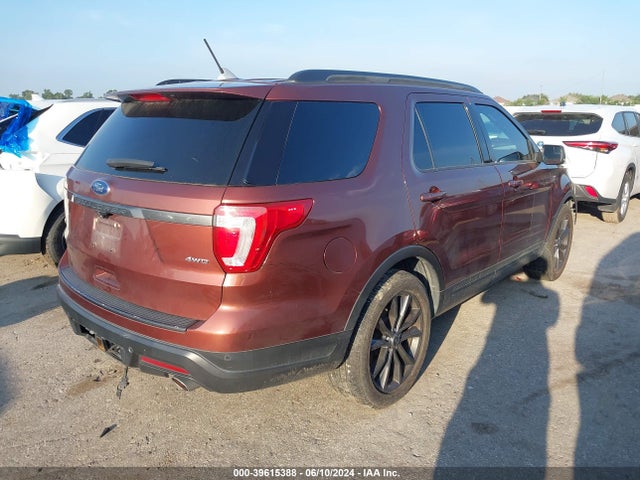 Ford EXPLORER XLT 2018 1FM5K8D82JGA01573 Image 4