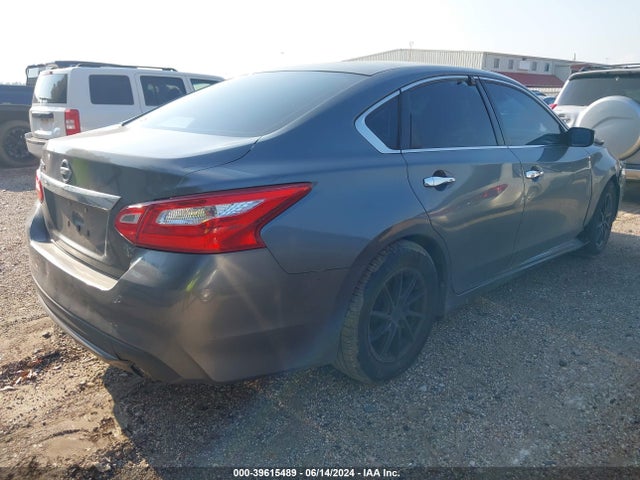 Nissan Altima 2.5 S 2016 1N4AL3AP8GN305774 Image 4