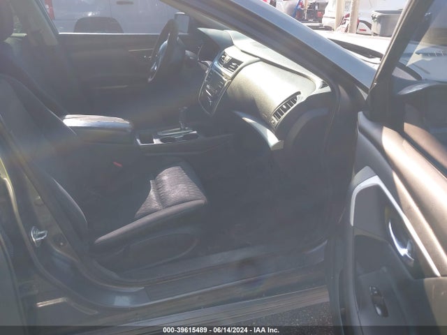 Nissan Altima 2.5 S 2016 1N4AL3AP8GN305774 Image 5