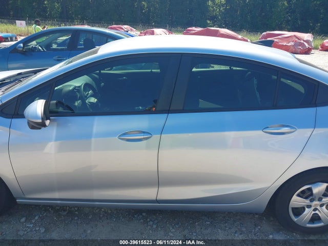 Chevrolet Cruze Ls Auto 2018 1G1BC5SM4J7193462 Image 15