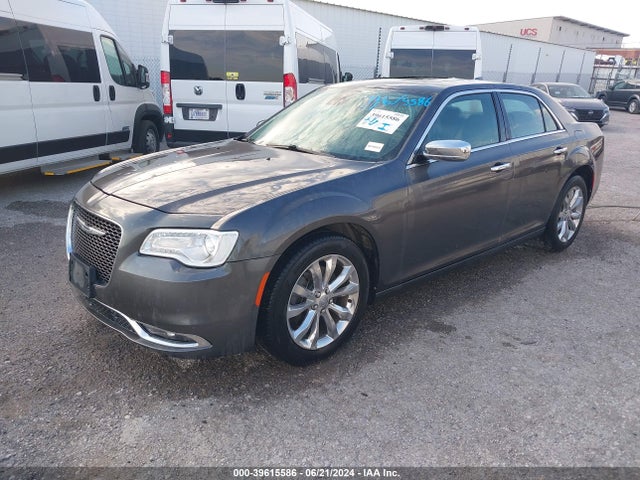 Chrysler 300c Awd 2015 2C3CCAKG1FH831200 Image 2