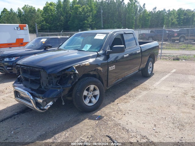 1C6RR6GG1JS324171 RAM 1500 Slt Quad Cab 4x2 6'4 Box
