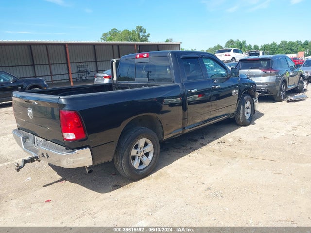 1C6RR6GG1JS324171 RAM 1500 Slt Quad Cab 4x2 6'4 Box