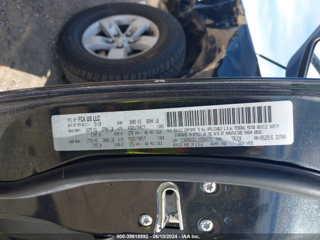 1C6RR6GG1JS324171 RAM 1500 Slt Quad Cab 4x2 6'4 Box