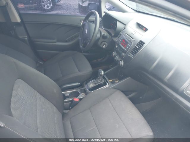 3KPFK4A79HE143877 KIA FORTE LX